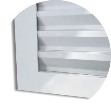 detalhe do canto inferior da folha da porta suspensa Branco